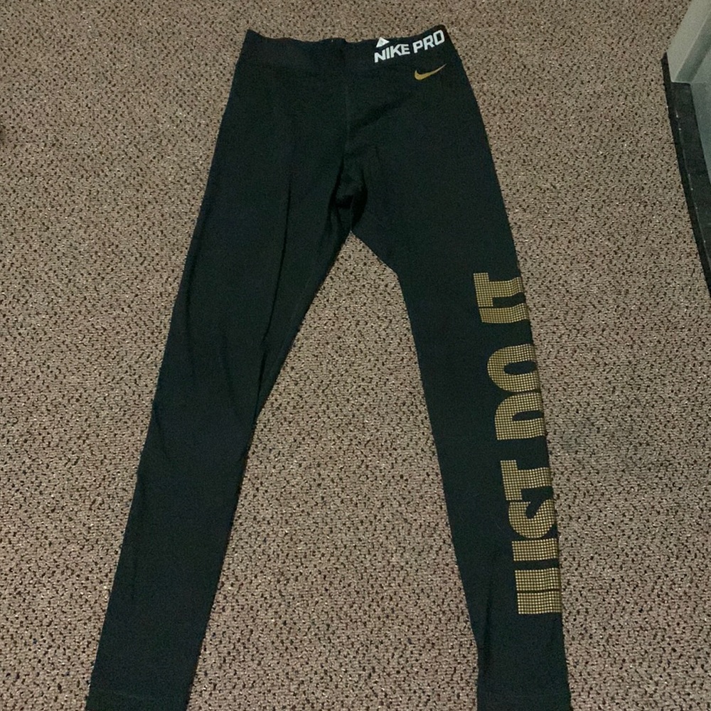 Nike leggings